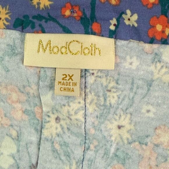 Modcloth Off Shoulder Boat Neck Button Back Wildflower Print Cotton Blouse - NWO - Picture 6 of 8